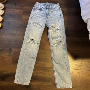 American Eagle ripped baggy jeans. Size 00 (kind of long length).